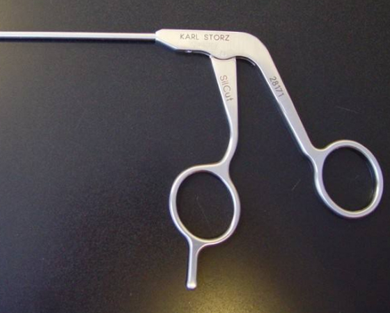 560 醫療器械激光打標機.jpg 560 醫療器械激光打標機.jpg